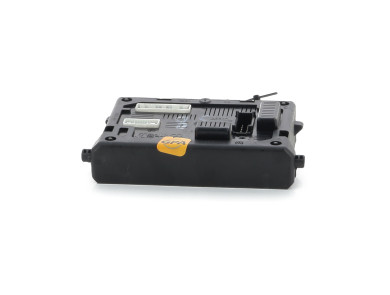BSI - Body Control Module - Renault CLIO III PH.1 - 8201054131 - P0-0401F
