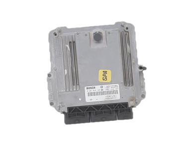 Calculateur moteur - Renault CLIO IV PH.1 - 237102747R - U1-6180L
