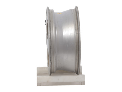 Alloy wheel