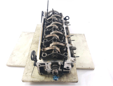 Cylinder head - Peugeot 206 XT/PREMI - 0200W1 - B0-9828H