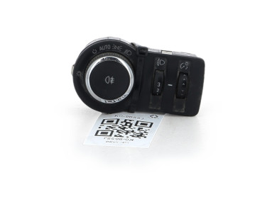 Light switch used - Opel INSIGNIA - 23197915