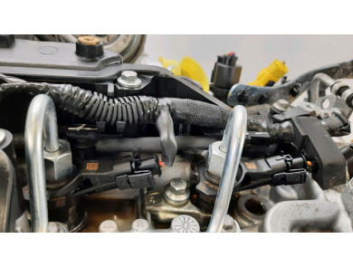 Engine type M9R832 - Nissan QASHQAI I PH.2 - U1-7037Z