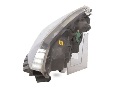 Phare avant droit occasion - Renault SCENIC - 7701071368