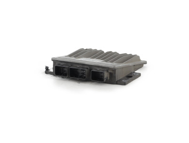 Calculateur moteur - Renault CLIO III PH.1 - 8200619409 - T1-3226U