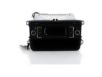 Multimedia radio used - Volkswagen POLO - 5M0057156D