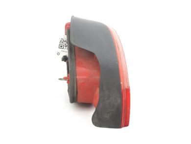 Feu arrière droit - Peugeot 106 PH.2 - 6351G6 - V0-9548V