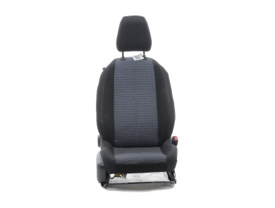 Right front seat used - Peugeot 208 - 98 234 467 80
