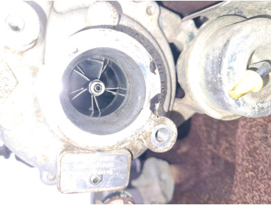 Engine type K9K400 - Nissan NV200 - F1-3881Y