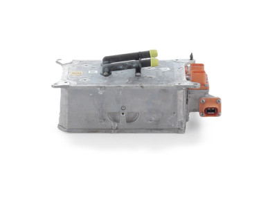 Charger box - Audi Q3 II - 5QE915682GA - U1-5752N