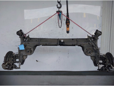 Rear axle used - Renault ARKANA - 555016253R