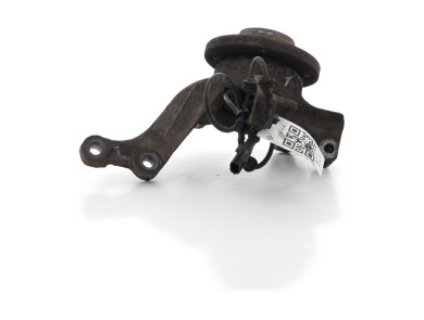 Right steering knuckle - Renault CLIO ESTATE III PH.2 - 8200345945 - C1-4195W