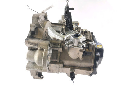 Gearbox used - Volkswagen POLO - UVN