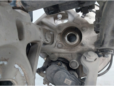 Rear axle - Mercedes CLASSE GLE II - A1673500100 - J1-4407B