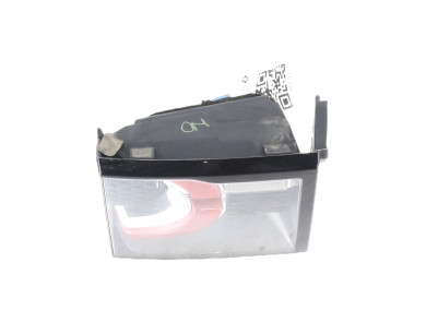 Left hatchback boot light - Land Rover DISCOVERY SPORT PH.1 - LR135479 - Y1-3987Q