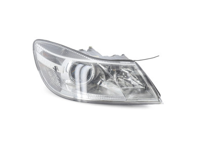 Right headlight used - Skoda OCTAVIA - 1Z1941018S