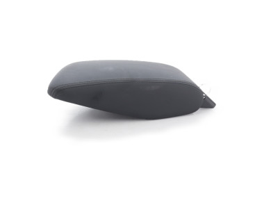 Central armrest used - Nissan JUKE - 96920-HS01A
