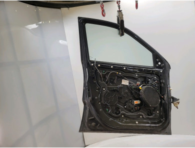 Left front door - Jeep GRAND CHEROKEE III PH.1 - Noir - 55113639AK - Y0-2360V