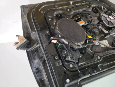 Left front door - Jeep GRAND CHEROKEE III PH.1 - Noir - 55113639AK - Y0-2360V
