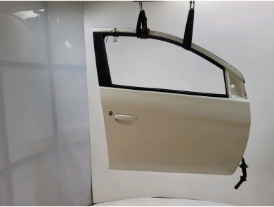 Right front door  used - Mitsubishi SPACE STAR - 5700B682