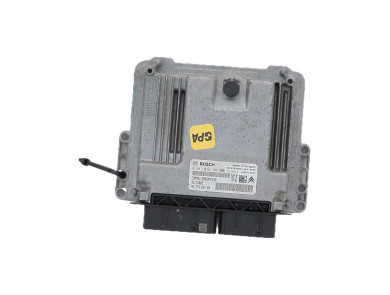 Calculateur moteur - Peugeot 5008 II PH.1 - 9827483380 - A1-8901F