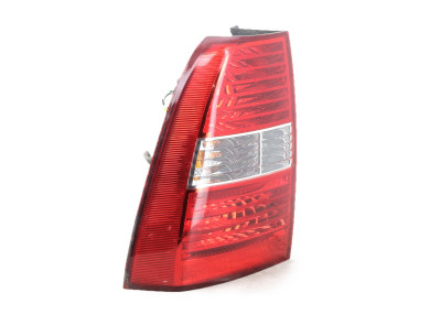 Feu arrière gauche - KIA SPORTAGE II PH.1 - 924011F011 - Y1-3962C