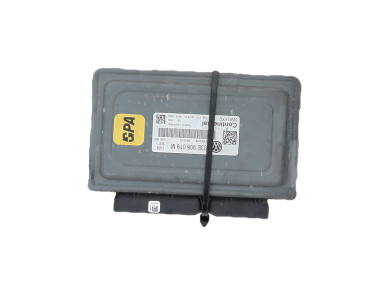 Calculateur moteur - Volkswagen POLO V PH.1 - 03E906019M - U1-2402K