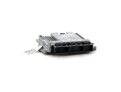 Engine calculator - Renault CLIO IV PH.1 - 237102213R - Y0-8260K