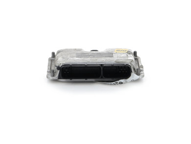 Calculateur moteur - Seat IBIZA III PH.1 - 038906019NE - U0-3196V