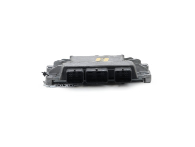 Engine calculator used - Renault CLIO - 8200937869