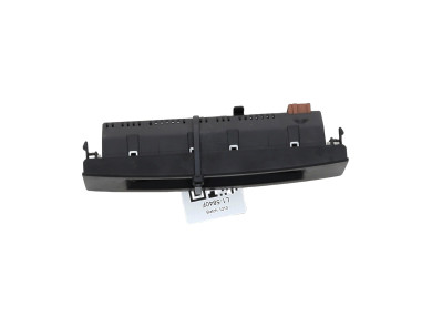 Multifunction screen used - Peugeot 3008 - 8265 HH