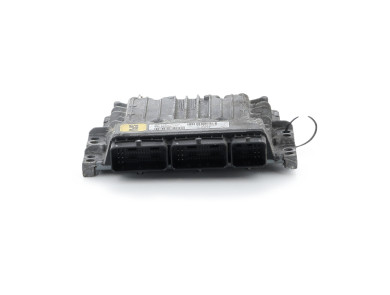 Engine calculator used - Renault SCENIC - 237101495R