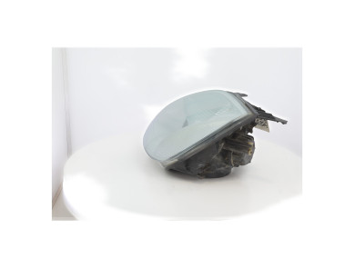 Left headlight - Ford FIESTA V PH.1 - 1320349 - S1-7672T