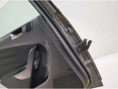 Porte arrière gauche - Volkswagen PASSAT V - Inc - 51934379 - I1-7628T