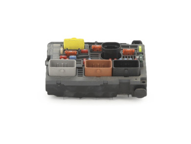 Boitier BSM - Citroen C4 PICASSO I - 9667044880 - R1-0590N