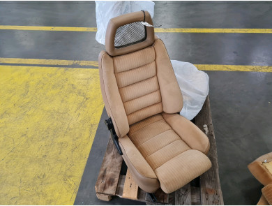 Right front seat used - Alfa-Romeo ALFETTA - GPA-26-0049217