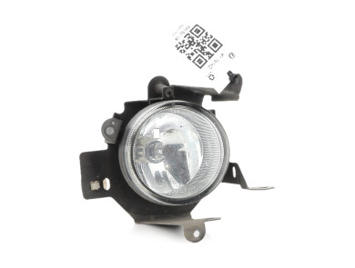 Right front fog light used - Mitsubishi GRANDIS - MN145576