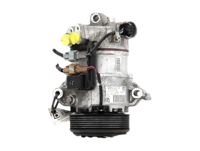 Compresseur de climatisation - Renault TWINGO III PH.2 - 926005861R - Y0-4166W
