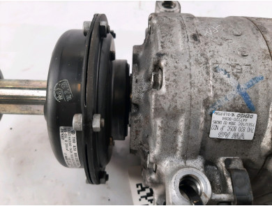 Compresseur de climatisation - Volkswagen TOUAREG I PH.1 - 7H0820805J - X0-2961J