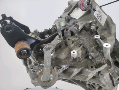 Gearbox type 3030052821 - Toyota VERSO-S PH.1 - J0-4109K