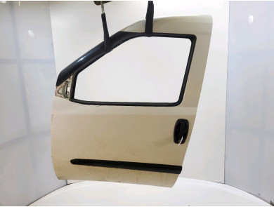 Left front door used - Opel COMBO - 95530983