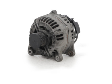 Alternator used - Renault LAGUNA - 8200660022