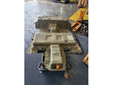 Traction battery