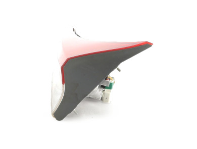 Feu de coffre arrière droit - Toyota AURIS II PH.1 - 8158102830 - Z0-6777W