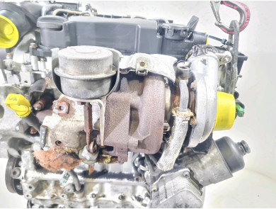 Engine type 8HY - Suzuki LIANA - P2-2335V