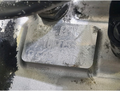 Engine type 8HY - Suzuki LIANA - P2-2335V
