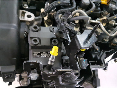 Engine type K9K656 - Renault MEGANE III PH.2 - Y1-8000U