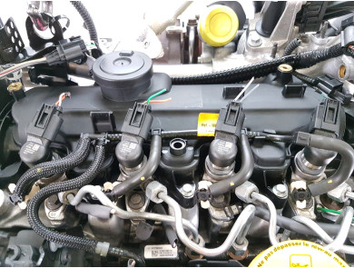 Engine type K9K656 - Renault MEGANE III PH.2 - Y1-8000U