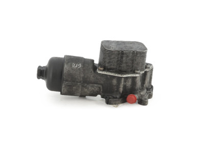 Oil filter mounting