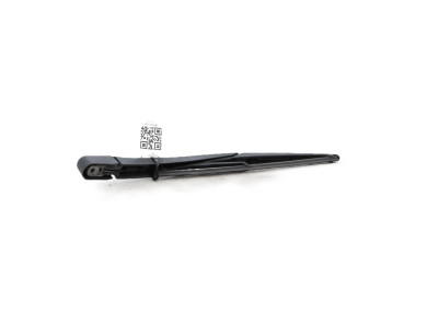 Rear wiper arm
