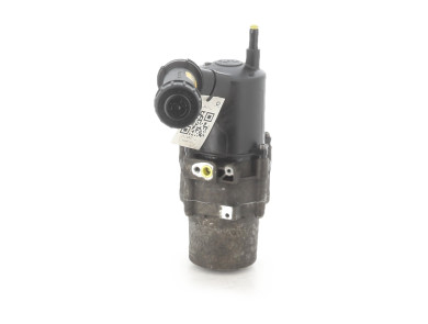 Power steering pump - Citroen C4 I PH.1 - 1637768680 - T1-2451U